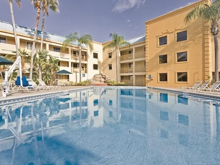 La Quinta Inn By Wyndham Tampa Near Busch Gardens Hotel