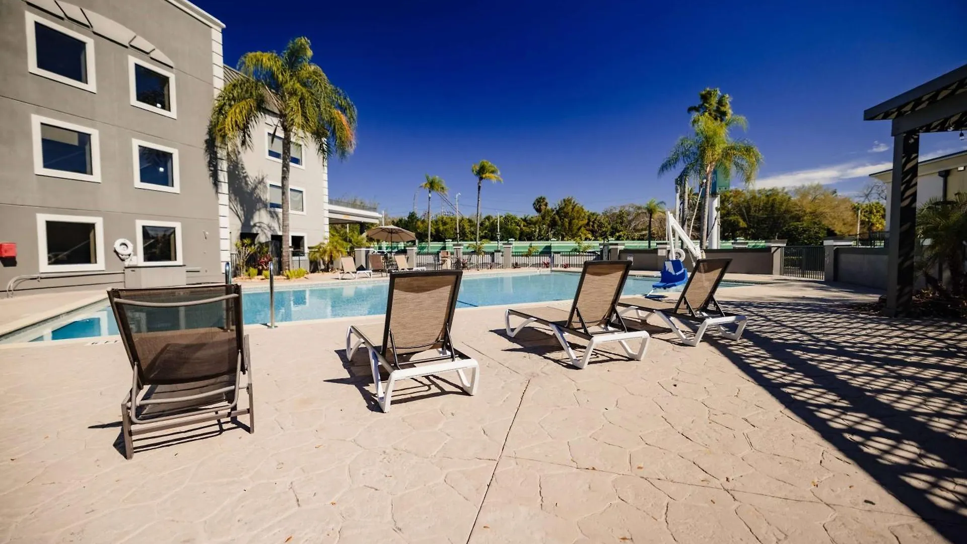 La Quinta Inn By Wyndham Tampa Near Busch Gardens 3*,