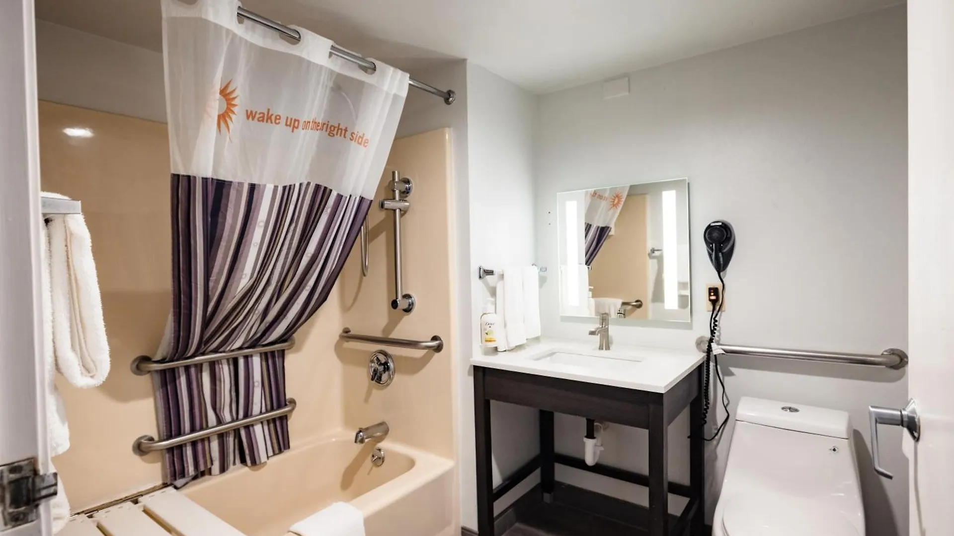 *** Hotel La Quinta Inn By Wyndham Tampa Near Busch Gardens United States